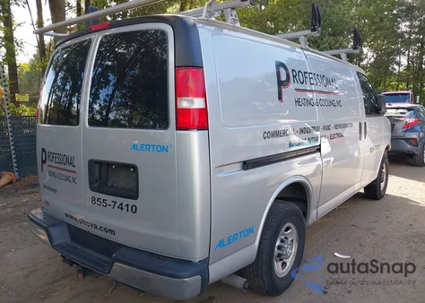 2022 Chevrolet Express Cargo Rwd 2500 Regular Wheelbase Wt z USA, uszkodzony, nr VIN 1GCWGAF77N1203159